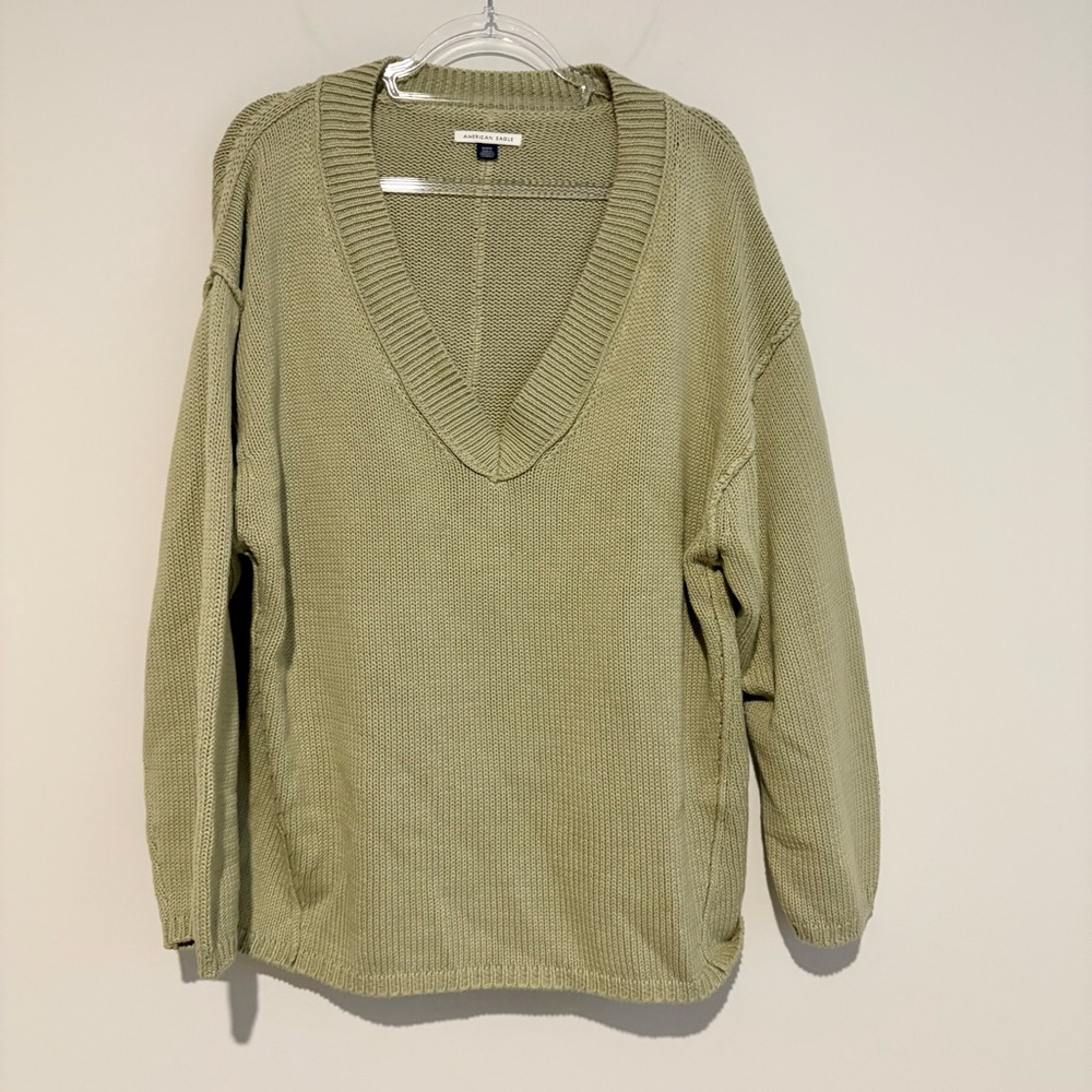 American Eagle‎ ribbed trim v neck slouchy sweater green size medium